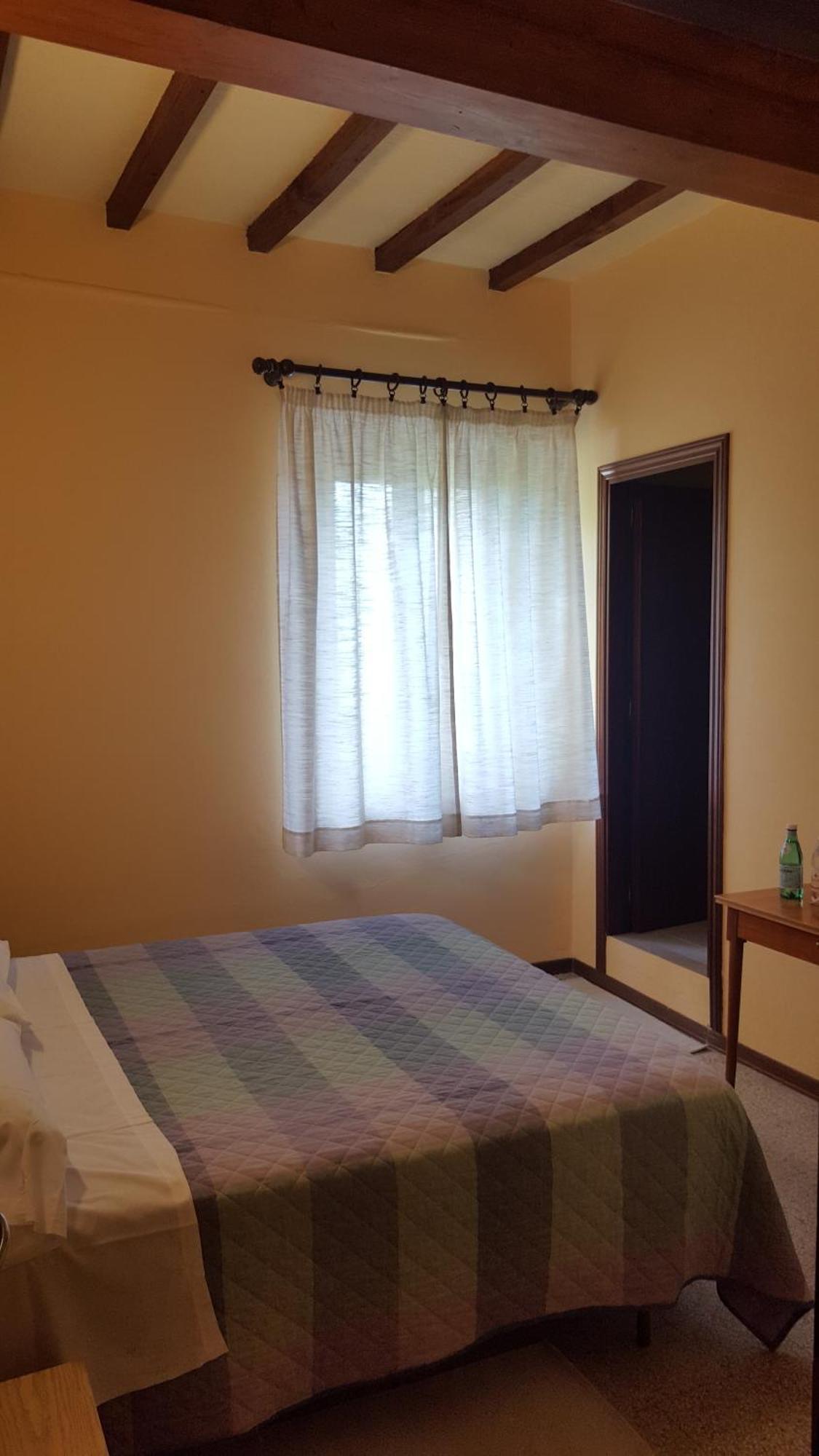 Albergo Ristorante Gualtieri Барберино-ді-Муджелло Номер фото