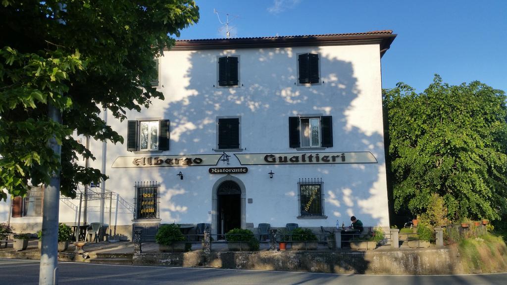 Albergo Ristorante Gualtieri Барберино-ді-Муджелло Екстер'єр фото