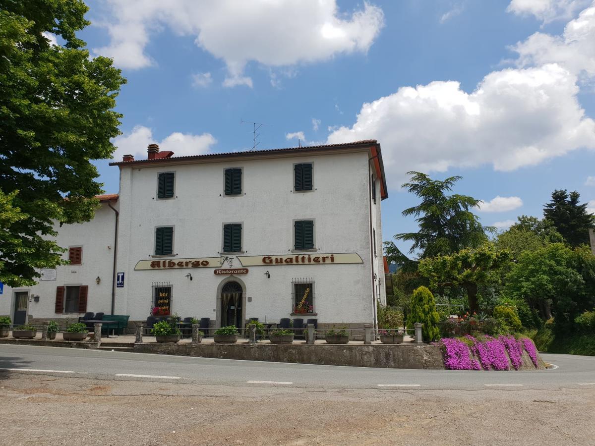 Albergo Ristorante Gualtieri Барберино-ді-Муджелло Екстер'єр фото